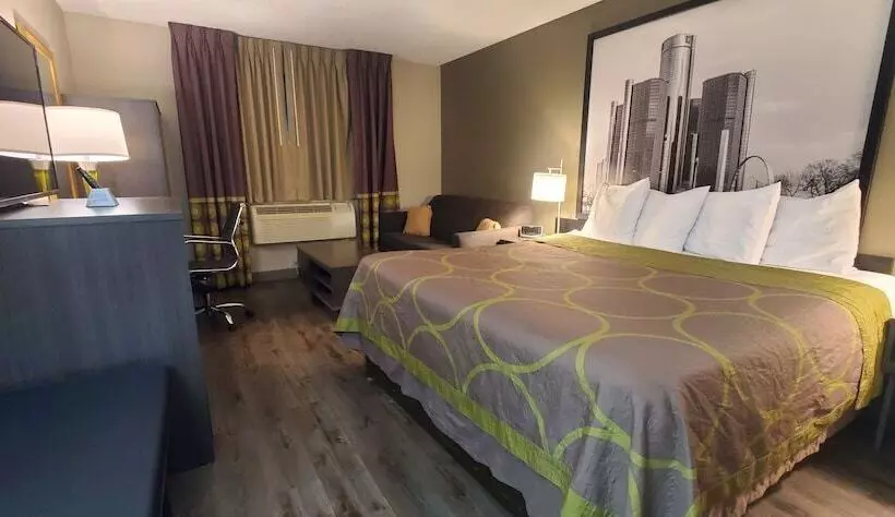 Мотель Super 8 By Wyndham Sterling Heights/detroit Area