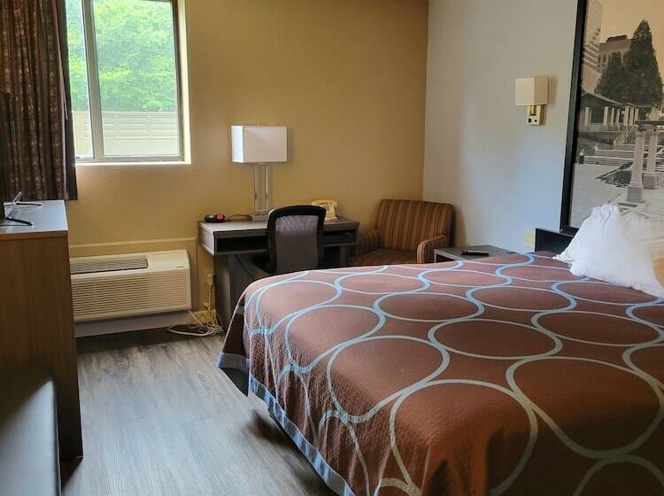 モーテル Super 8 By Wyndham Sullivan