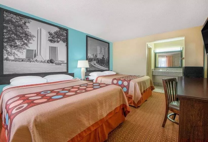 فندق على الطريق Super 8 By Wyndham Tulsa