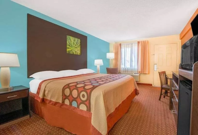 فندق على الطريق Super 8 By Wyndham Tulsa