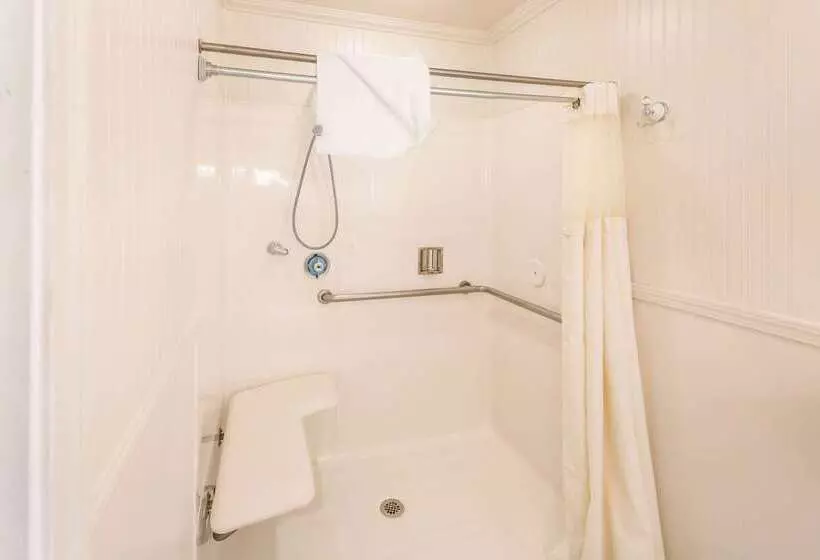 Tahoe Chalet, The Theme Inn