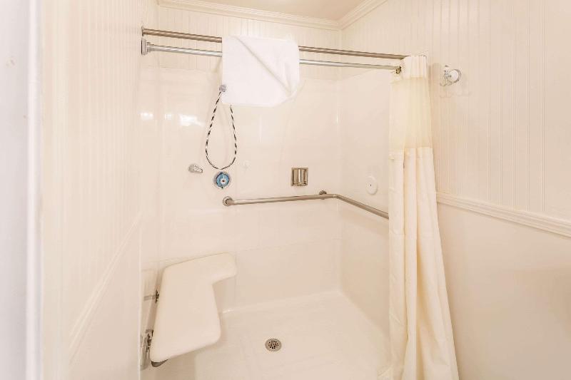 Tahoe Chalet, The Theme Inn