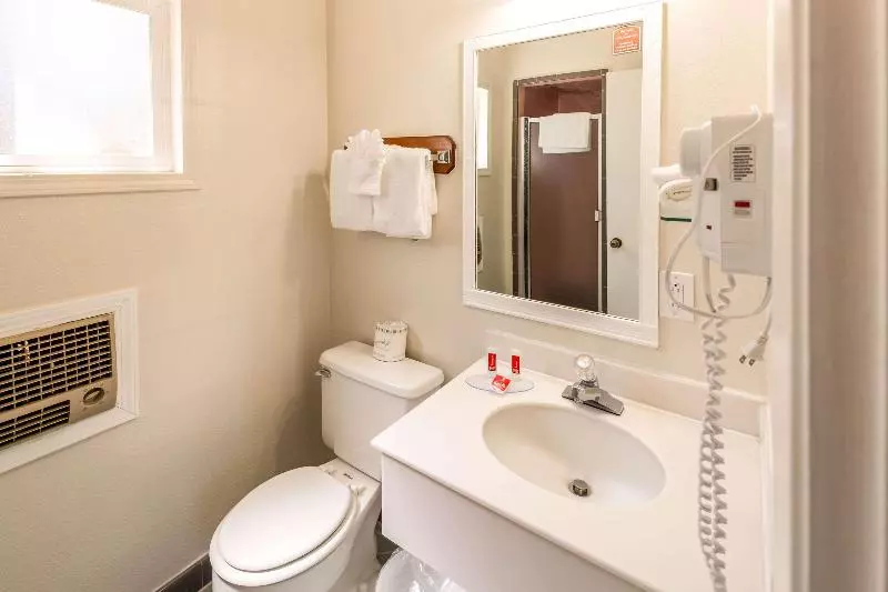 Tahoe Chalet, The Theme Inn