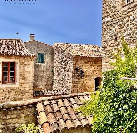 ベッドアンドブレックファースト La Maison Des Vendangeurs   Table D Hôtes Le Soir Du Jeudi Au Dimanche  Jacuzzi   Balnéo Spa   Acces