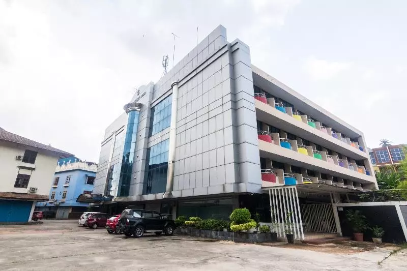 Holly Sentosa Hotel By Oyo Rooms