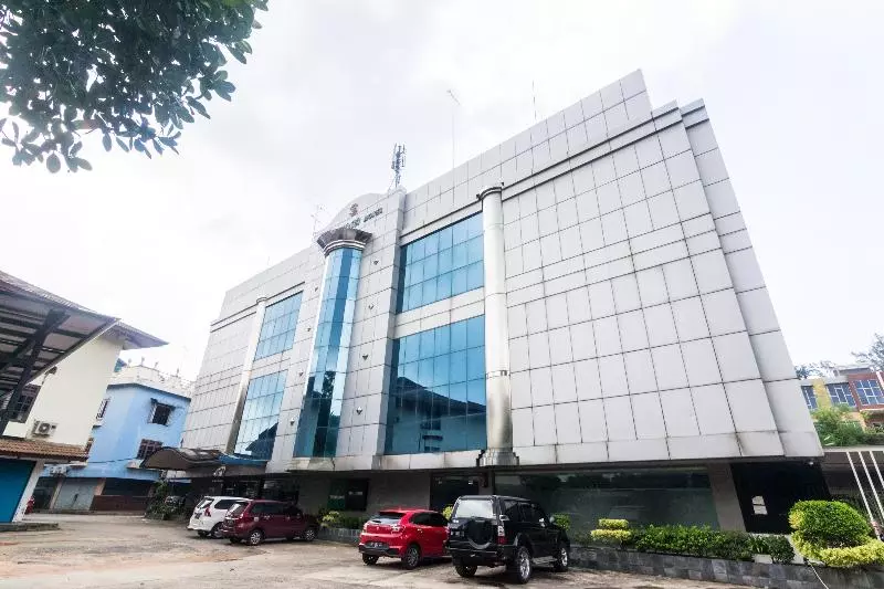 Holly Sentosa Hotel By Oyo Rooms