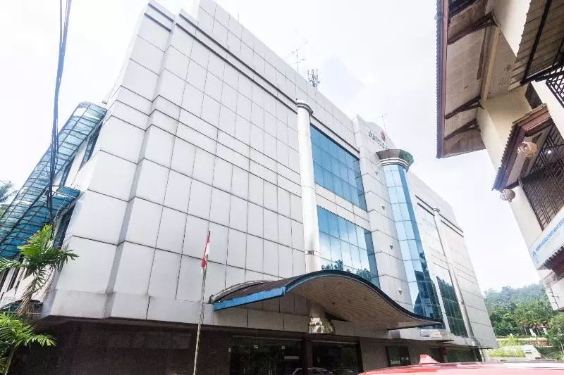 Holly Sentosa Hotel By Oyo Rooms