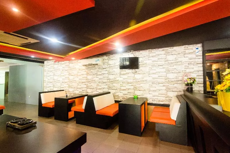 Holly Sentosa Hotel By Oyo Rooms
