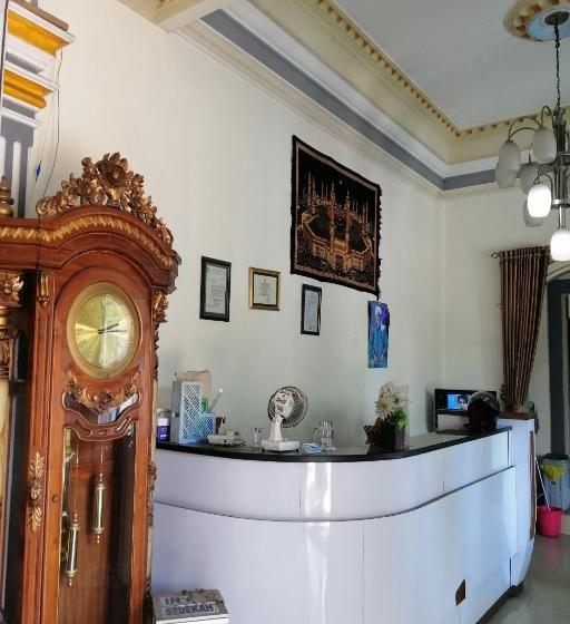 ホテル Asria By Oyo Rooms