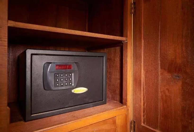 هتل Macalister Terraces