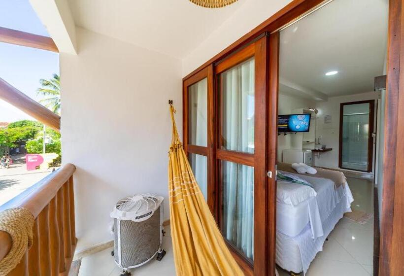 בית מלון כפרי Praia Do Forte Suites