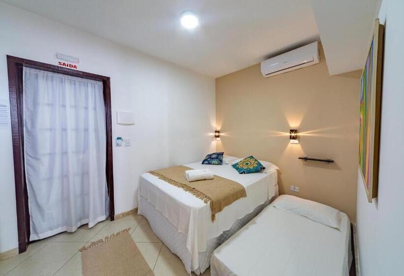 בית מלון כפרי Praia Do Forte Suites