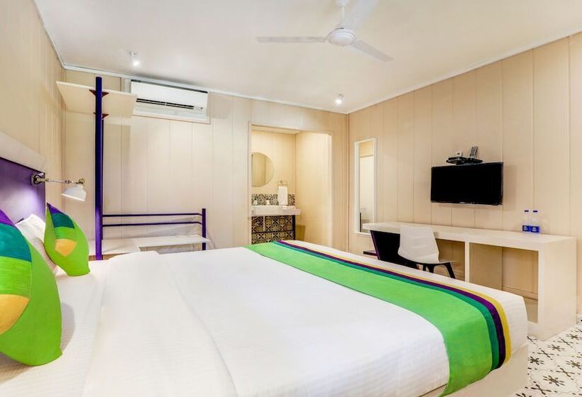 Hôtel Treebo Morjim Banyan Resort