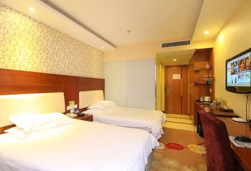 Hotel Yiwu Luck Bear