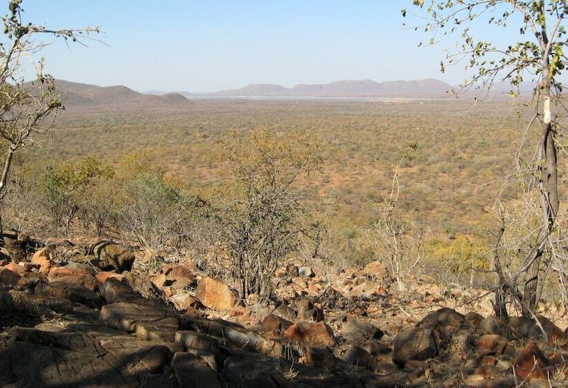 Ivory Inn Bed & Breakfast