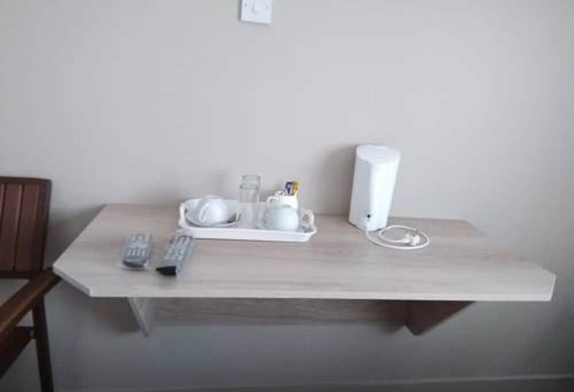 Ivory Inn Bed & Breakfast