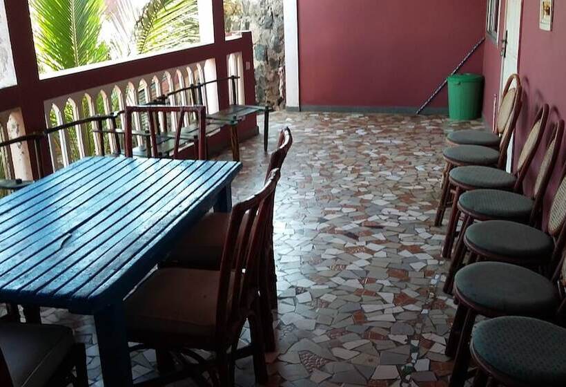 پانسیون Sunu Makane