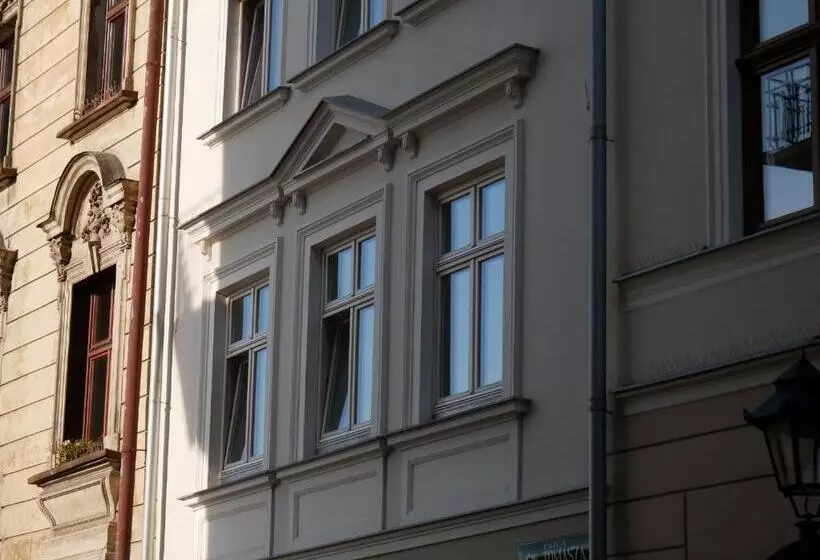 Ermine Suites