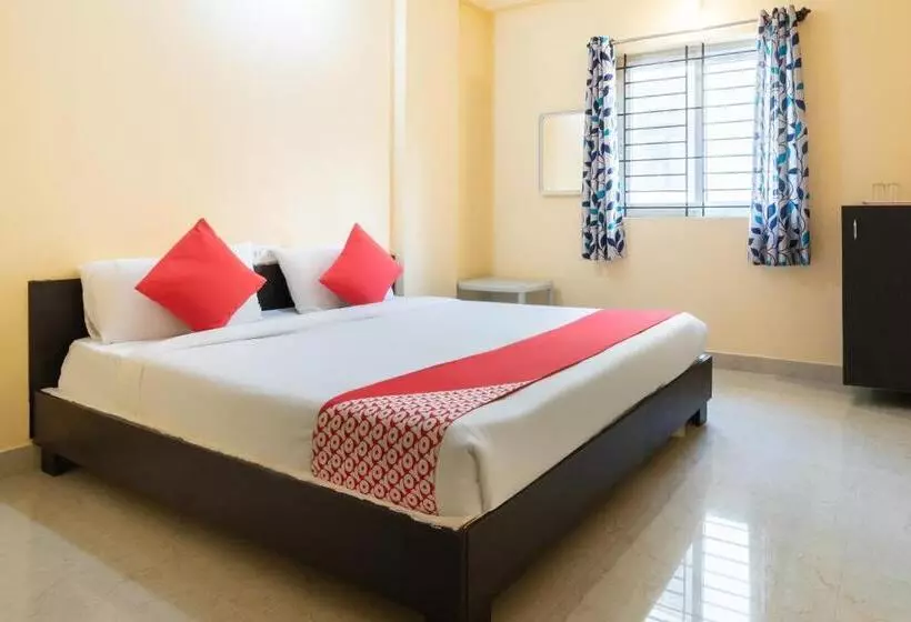 ホテル Ashrey Stays