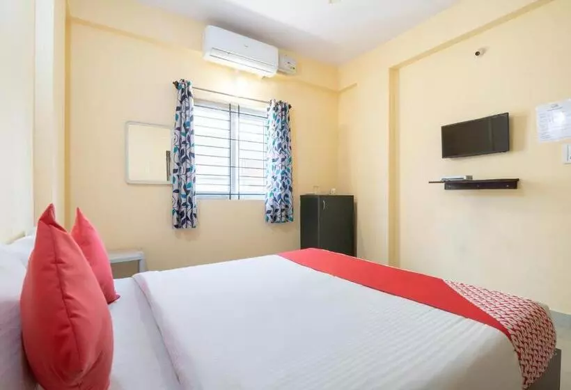 ホテル Ashrey Stays