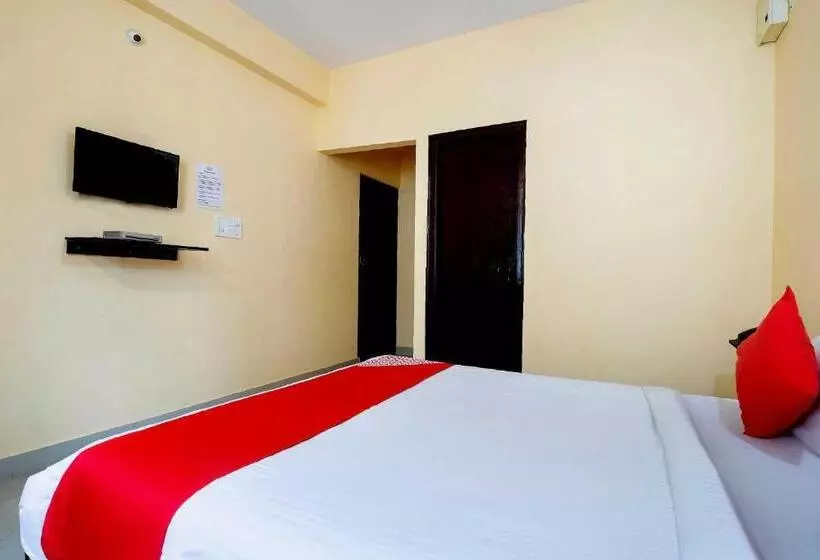 ホテル Ashrey Stays