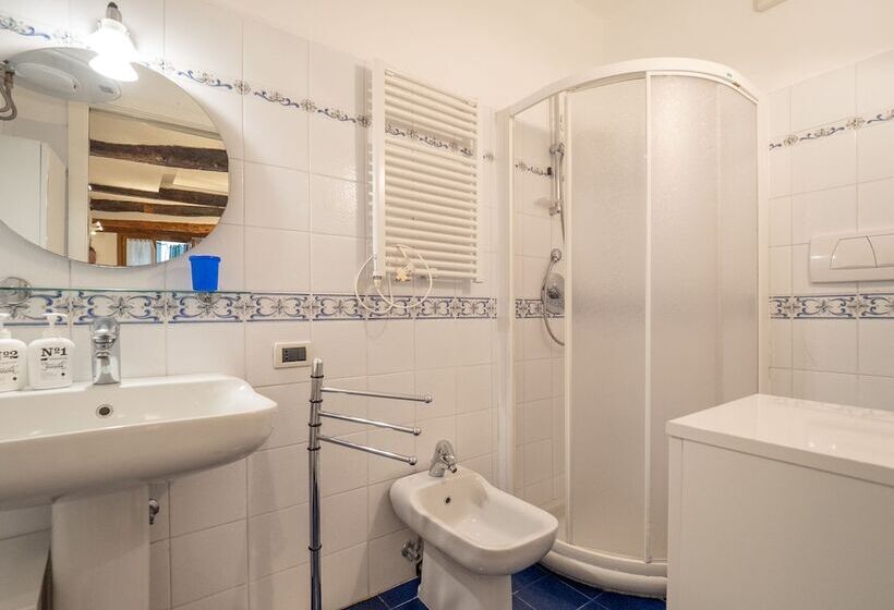 پانسیون Zia Rina Cosy Room