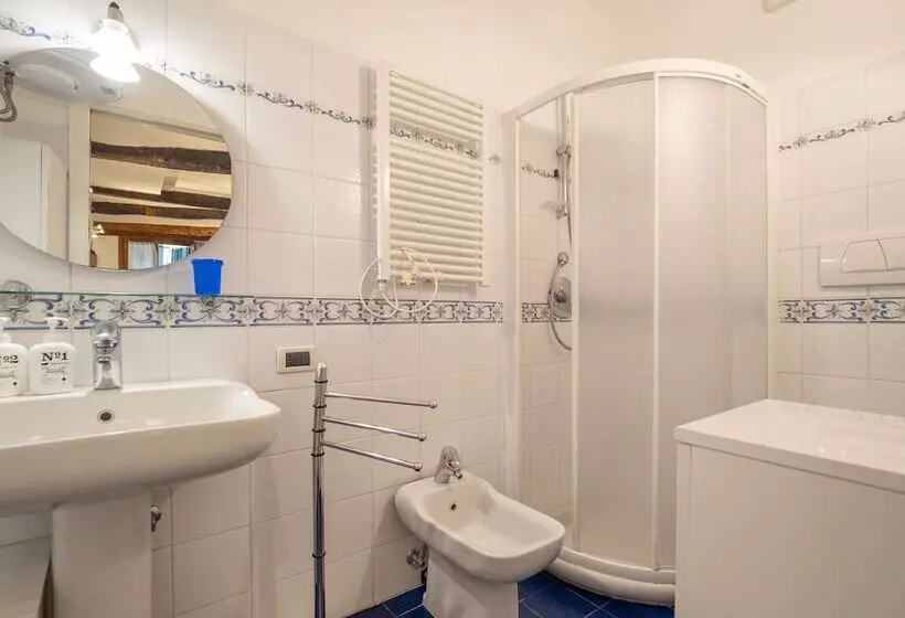 پانسیون Zia Rina Cosy Room