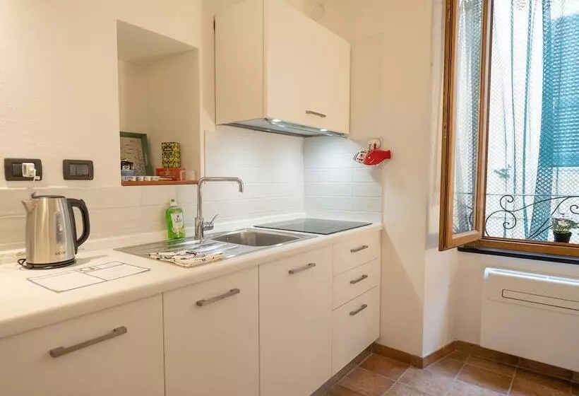 پانسیون Zia Rina Cosy Room