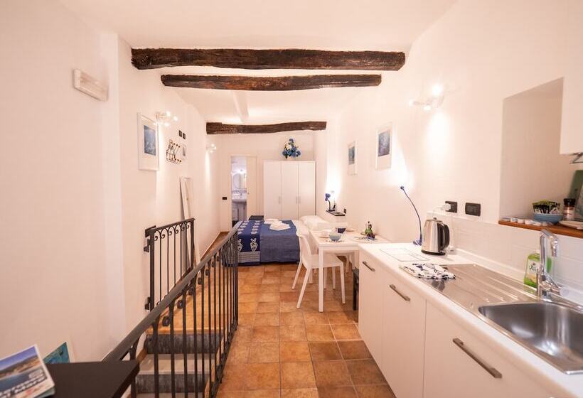 پانسیون Zia Rina Cosy Room