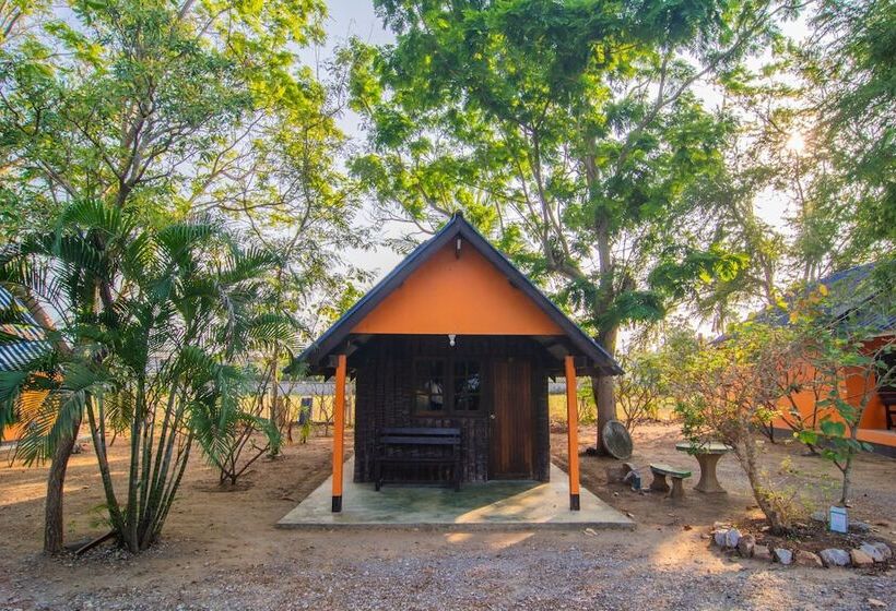 هتل Garfield Resort Pranburi By Oyo Rooms