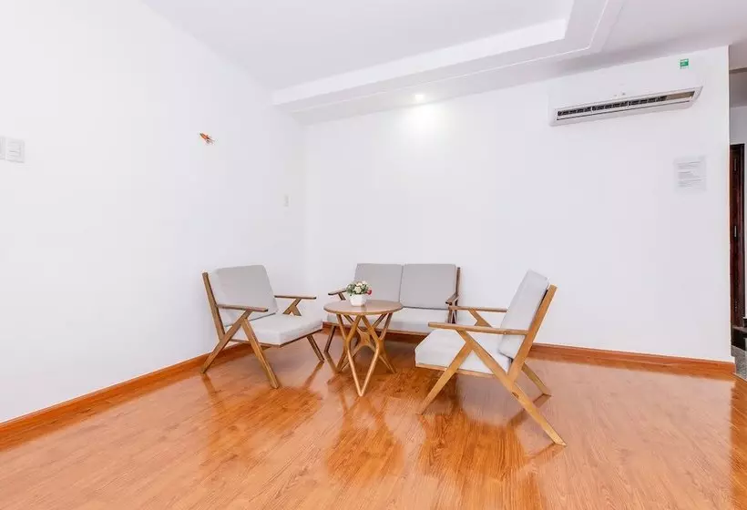 هتل Gia Bao Apartment By Oyo Rooms
