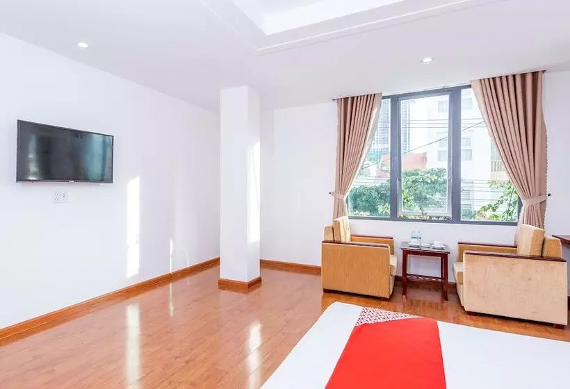 هتل Gia Bao Apartment By Oyo Rooms