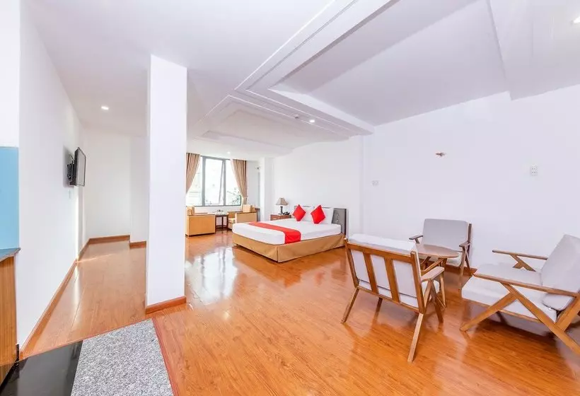 هتل Gia Bao Apartment By Oyo Rooms
