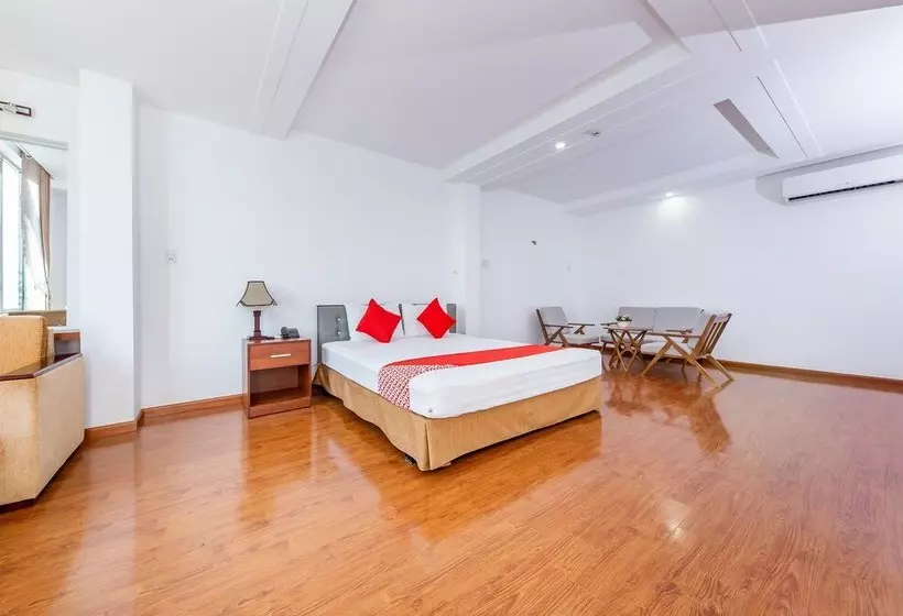 هتل Gia Bao Apartment By Oyo Rooms
