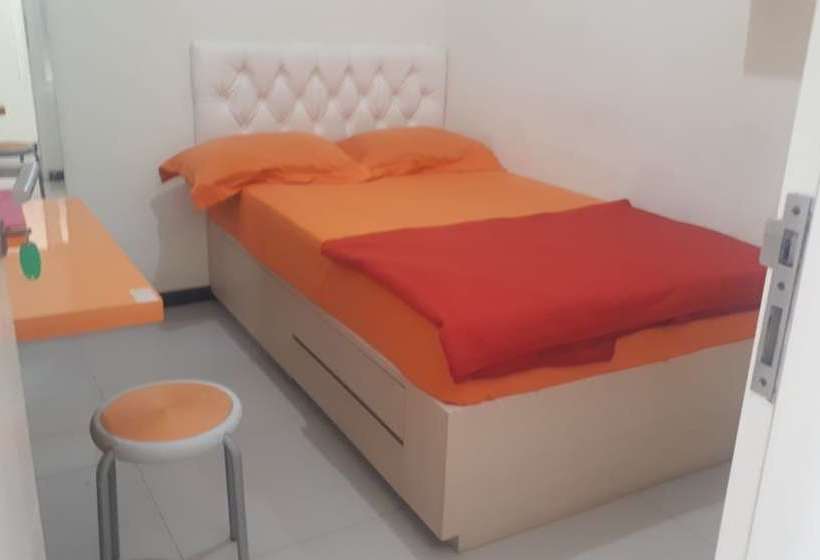 هاستل Spot On 1715 The Grand Residence