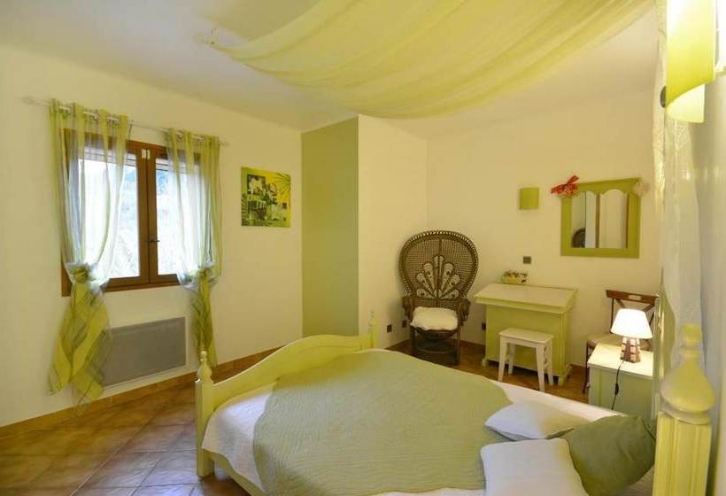 Entre Mer Et Collines