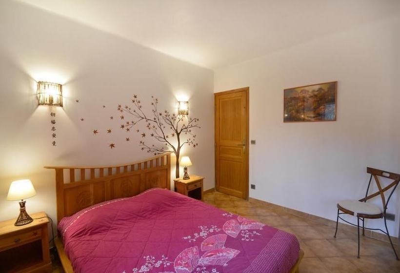 Entre Mer Et Collines