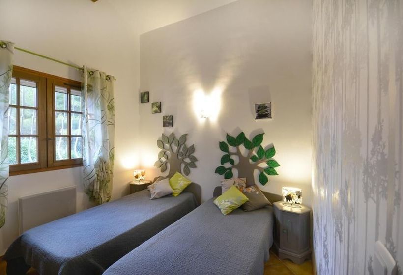 Entre Mer Et Collines