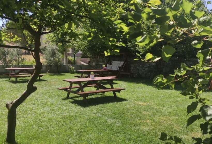 فندق Eceabat Gezen