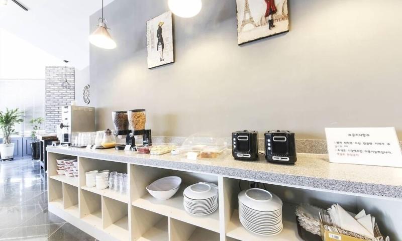 בית מלון כפרי Gwangju Songjeong  The Sol