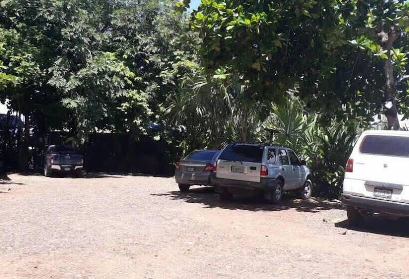 هتل Viñas Del Lago