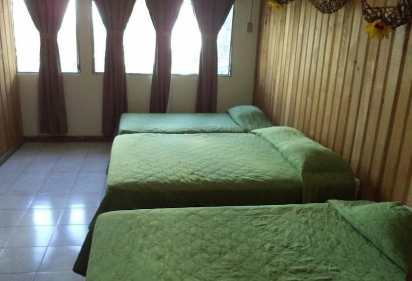 هتل Viñas Del Lago