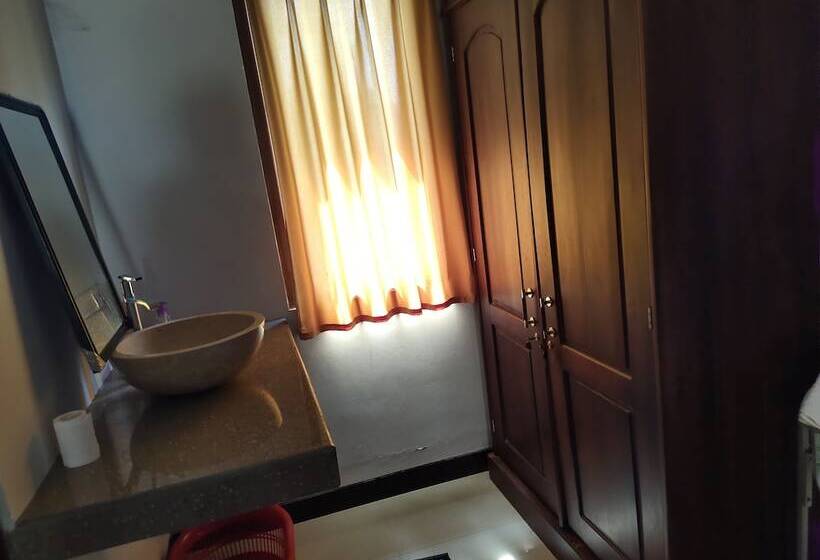 Martin's Guest House