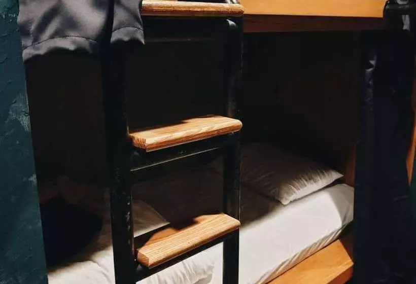 Mystery Hostel By Oyo Rooms