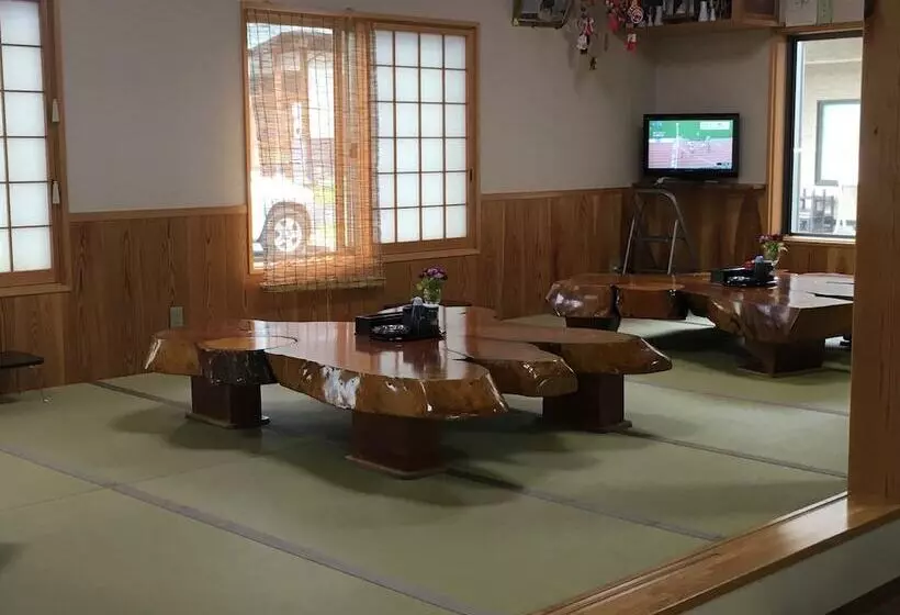 ペンション Asahiyama Drive Inn