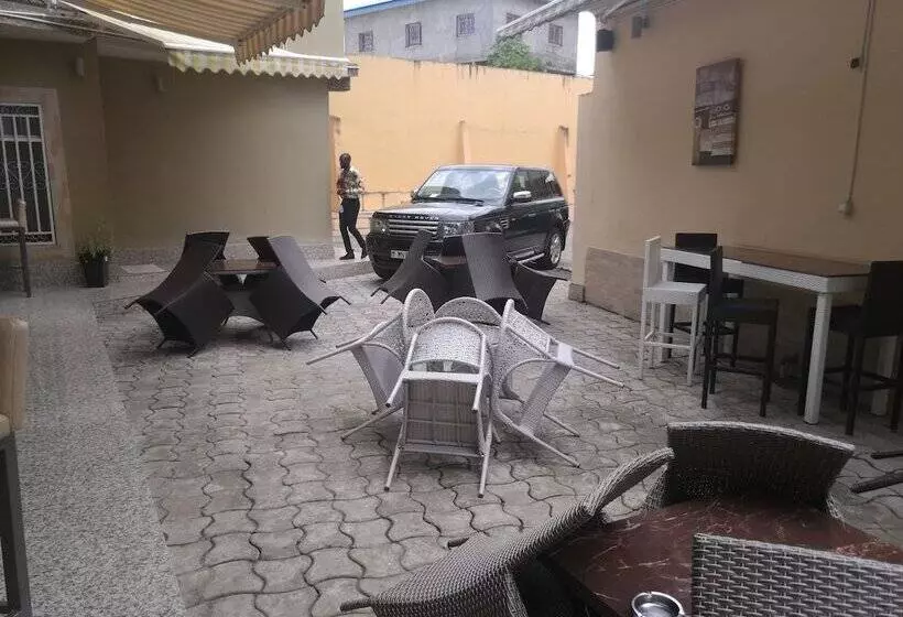 پانسیون Casa Suit Capir