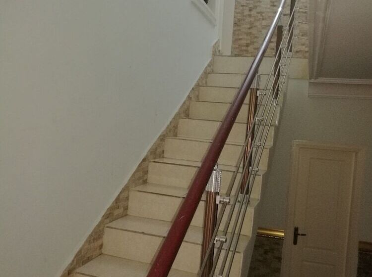 پانسیون Casa Suit Capir