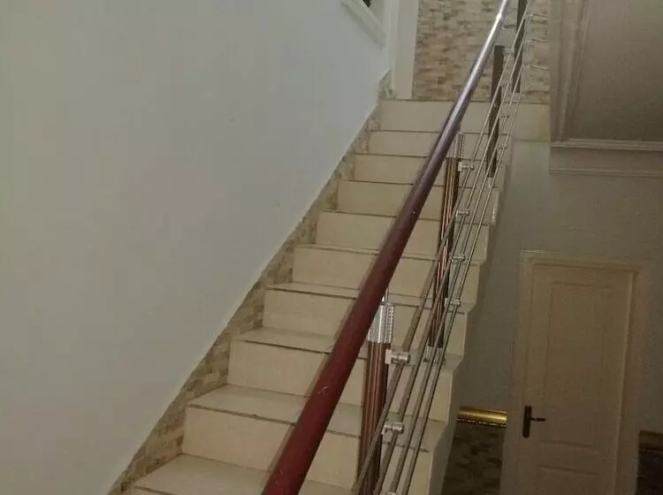 پانسیون Casa Suit Capir