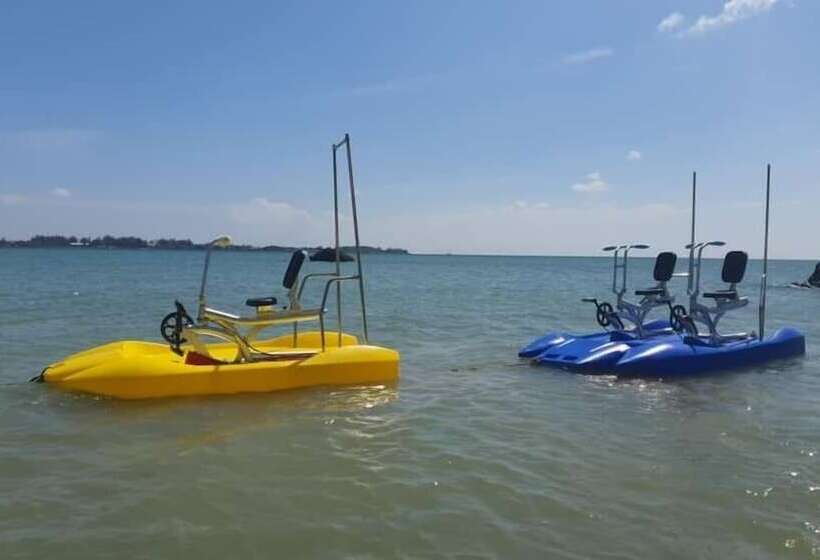 פנסיון Dreamland Beach Holiday