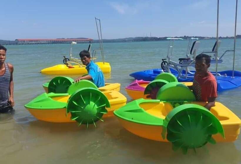 פנסיון Dreamland Beach Holiday